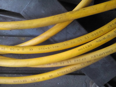 kabely 7m parametry viz foto<br />300 Kč