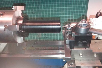 Nozky 04.jpg (49.3 KiB) Zobrazeno 7679 x Ohlodaná 60 mm tyč na 40 mm