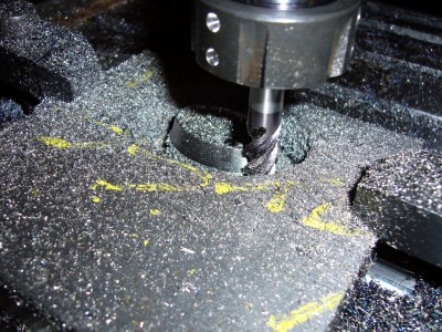 Je pěkný, jak fotoaparát vyfotí frézu, točící se 3500ot/min.