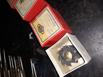 20190905_193309.jpg (409.83 KiB) Zobrazeno 4341 x Freza 40x25, nová ,cena 150,- ,mám 3ks