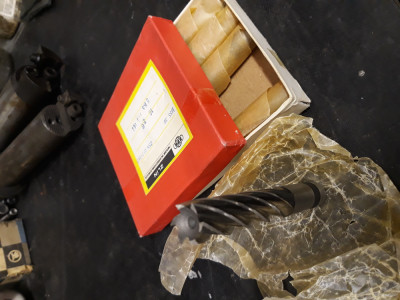 20190905_192352.jpg (348.12 KiB) Zobrazeno 4341 x Freza stopková ,nová, 16x58 , mám 6ks ,cena 100,- ks