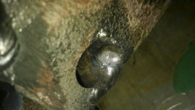 svarovani litiny S28 mikrometricky doraz (prasklinky OK).jpg (175.82 KiB) Zobrazeno 4638 x Jen povrchove popraskani, to je OK.