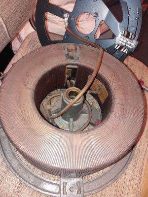 Cívka autotrafa se sběračem