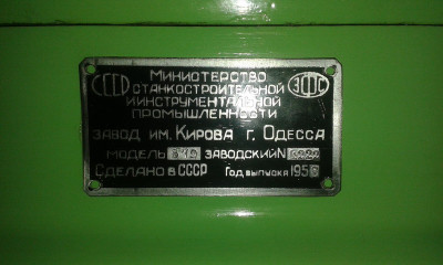 výrobný štítok.jpg