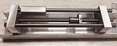 celkovy_pohled_1.jpg (69.31 KiB) Zobrazeno 10053 x Komponenty osy Y