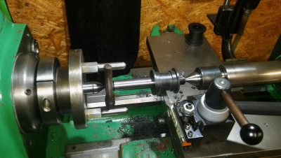 pasova bruska na flexu mala soustruzeni na trnu mezi hroty kolecek (9).jpg