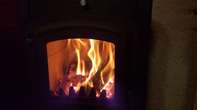 Sklo po 4 hodinách horenia