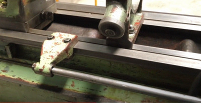 vodící šroub s upínkou.jpg