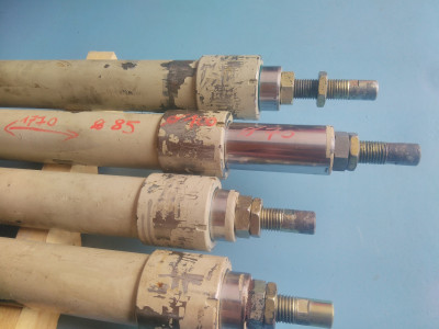 hydraulicke valce 1770mm (3).jpg