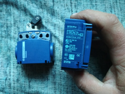 2x koncák ZCT21P16 - 300,- Kč/ks - prodáno