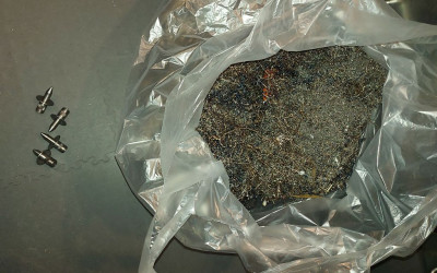 geneze špon z vrchu