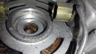 Motor 01.jpg (288.7 KiB) Zobrazeno 3664 x Bordel z uhlíků II