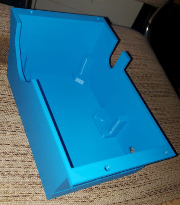 Kryt CQ.jpg (109.5 KiB) Zobrazeno 4445 x Kryt pro nový kit