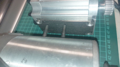 Odměření másta závěsných šroubů.jpg (106.76 KiB) Zobrazeno 3901 x Odměrření na destičce