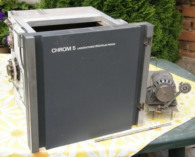 CHROM 5- termostat d.JPG