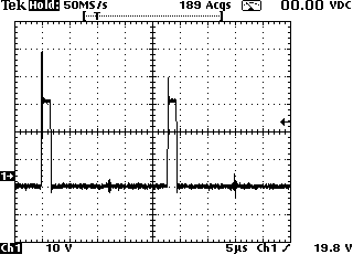 30V, 5A, 4 mikrokroků, motor stop, slow decay - napětí na vinutí