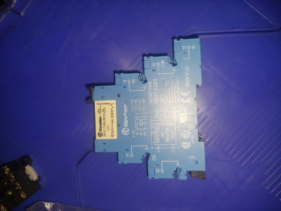 20240120_181048.jpg (9.77 MiB) Zobrazeno 670 x 93.01.0.024FINDER + relé , namontováno, cena 50Kč/ks