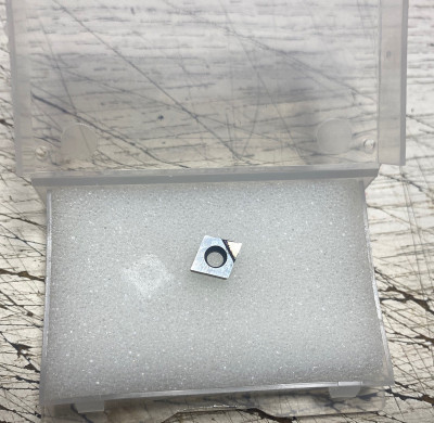 diamant.jpg (338.89 KiB) Zobrazeno 3123 x CCGT060202