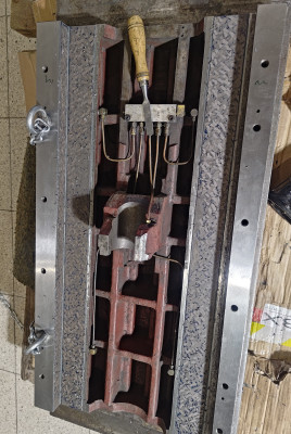 Hartford VMC 850 - Zaškrabávání (osa X)