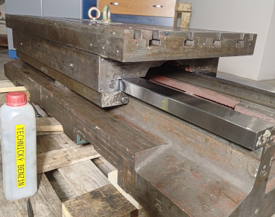 Hartford VMC 850 -  osa X