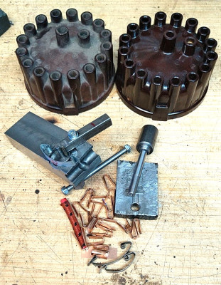 kontakty + víko Nash.jpg