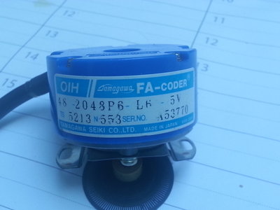 20130317_085402.jpg (1.11 MiB) Zobrazeno 5988 x Postě standartní japo enkodér na 5V<br />se slušným rozlišením (3 kanál, má zero)