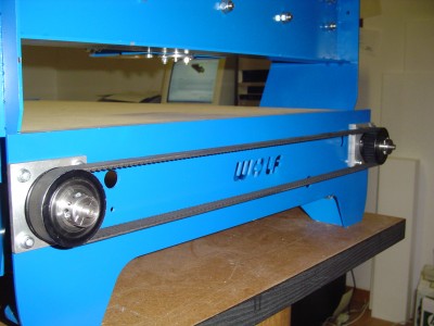 Řemeničky s řemenem (synchronizace posuvových šroubů osy X)