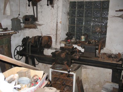 Vyroben asi 1890, jiz v r 1920 dan do srotu