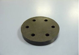 medzikus medzi prírubi