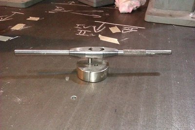 zlepšovák na hromadné ruční řezání závitů