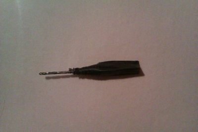 Vrták omotaný len izolačkou aby som "navŕtal"