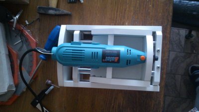 Osazena frézka Assist 130W