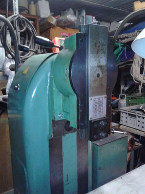 Obrážecí hlava.jpg