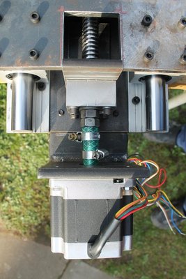 Opět detail pružné spojky.