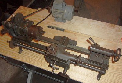 koncepce stolku s pohonem