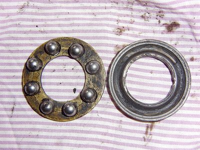 axiální ložisko.jpg