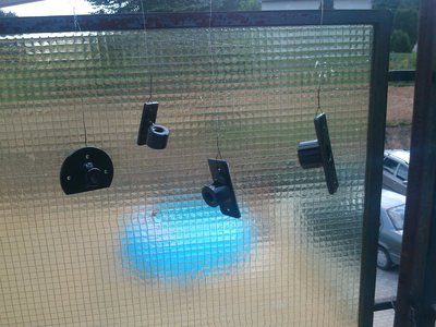 Nastříkané kovové díly-matice