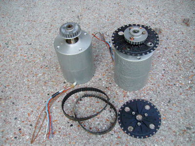 krokové motory Mez Náchaod 2A Vsechny potrebne informace naleznete zde: http://zbk.cz/img/Z22LT195_1.gif http://zbk.cz/img/Z22LT195_2.gif http://www.mdp.cz/download/krokovy_motor_Z22LT195.pdf, cena 250 ks/ ks