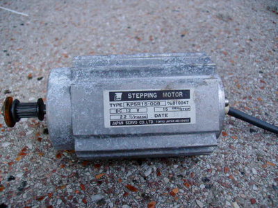 krokovy motor 150 kc