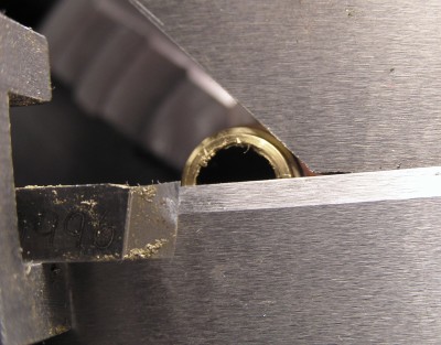 Užití měrky na vystavení výšky nože