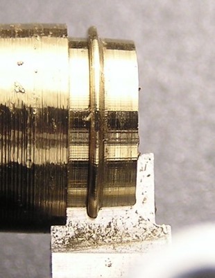 Profil nože a kola v detailu