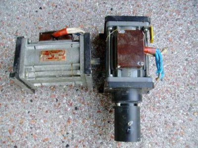servomotor MEZ Nachod typ: 8B6, 4W,1560 ot/ min, 220V, cena za 2 ks 80 kc + 90 kc postovne