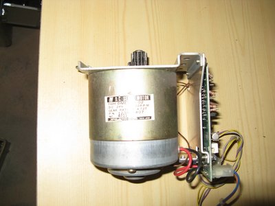 dc servo štítek..jpg