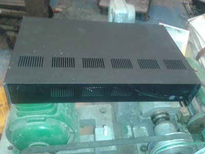 Krabička kovová 400Kč