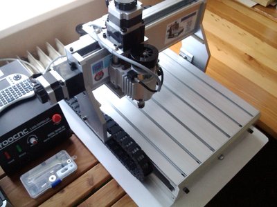 Y - Delší strana CNC X - 290 mm x Y - 390 mm