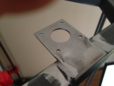 Plech pro připevnění extruderu