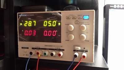 Rozdílný napětí drive a generátor je myšleno tak, že mám dvojitý zdroj