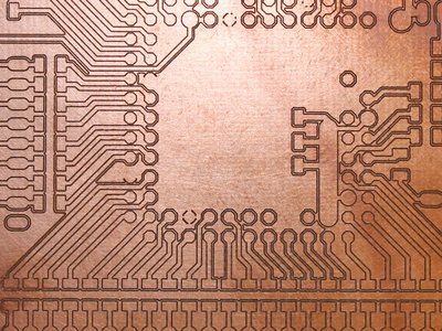 Nedokončená DPS - testování hloubky záběru, ustavení rovinnosti atd... (první průjezd)