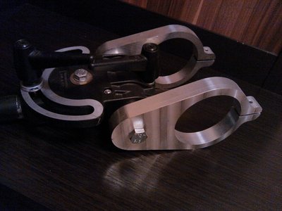 IMG_20150926_060613.jpg (1.9 MiB) Zobrazeno 8041 x toto je posledny diel je to uplne maximum co by som chcel od daneho stroja, zlozitost tvaru je len informativna, tvar by sa zjednodusil tak aby sa dal vyrobit aj bez cnc prestavby teda zatial aspon uvaha.