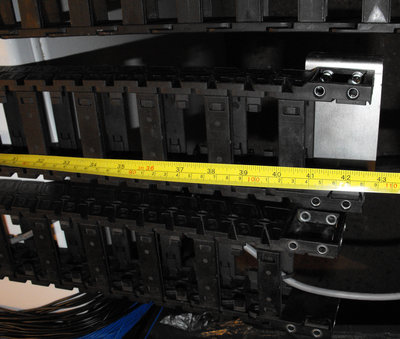 Střední a velký průřez, délka 1060mm - cena za kus 300 Kč.